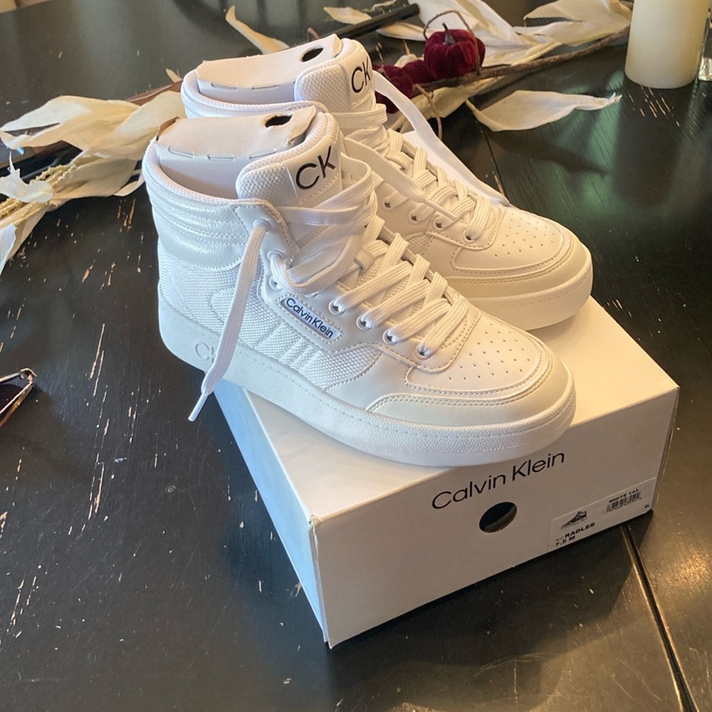 Calvin Klein Platform Hightop Sneakers 7.5